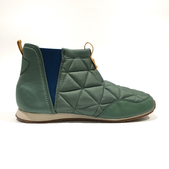 TEVA EMBER MID QUILTED CAMPING BOOTS -HELIX GREEN -YOUTH US 7 /WOMEN 8.5 -NEW - Picture 2 of 6